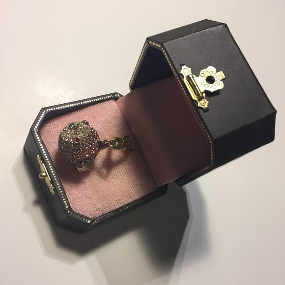 SOLD! JUICY COUTURE Pink/Goldtone Blowfish Charm - Picture 2 of 8